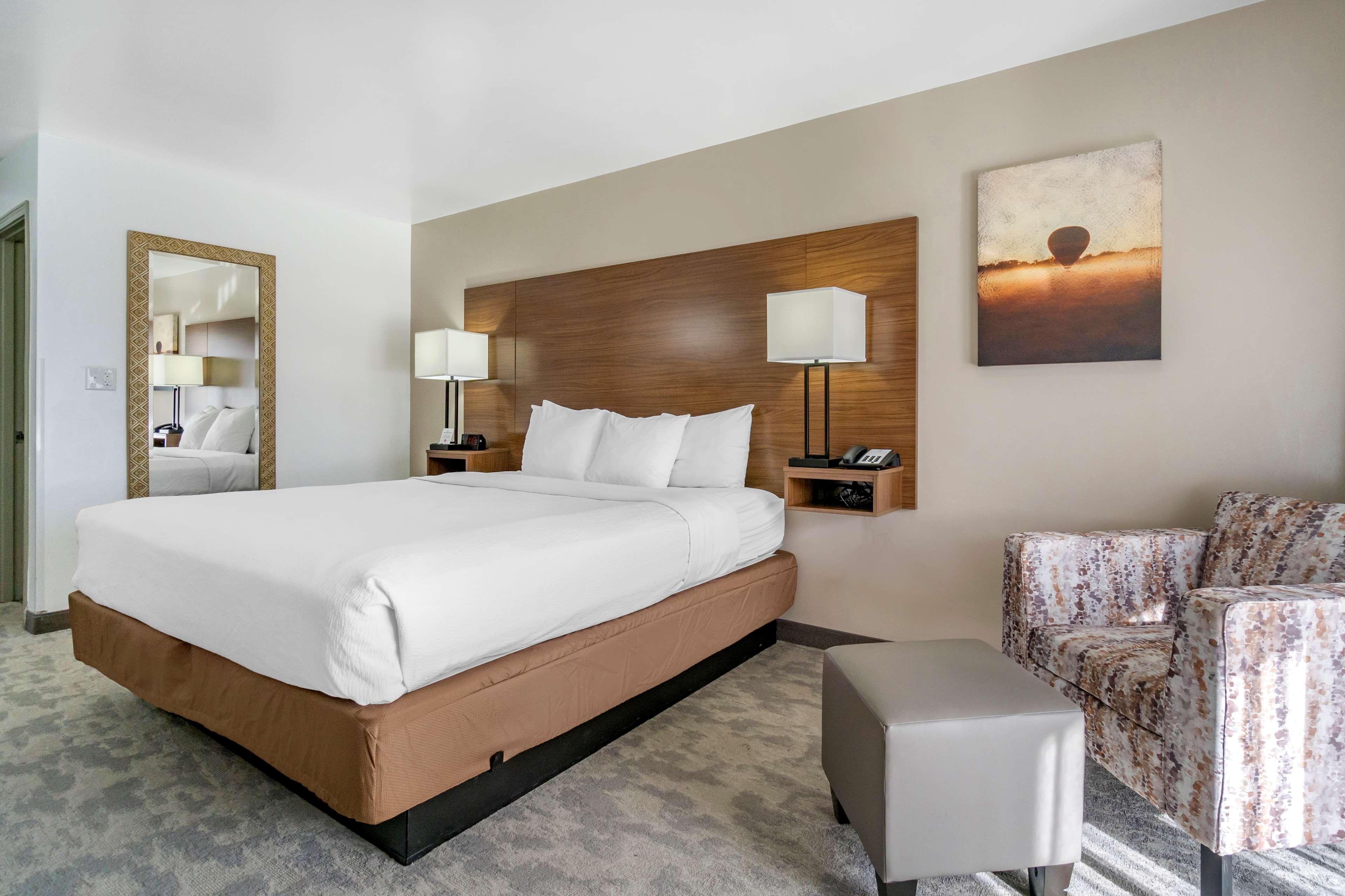 Best Western Plus Lake Front Hotel Moses Lake Exterior photo