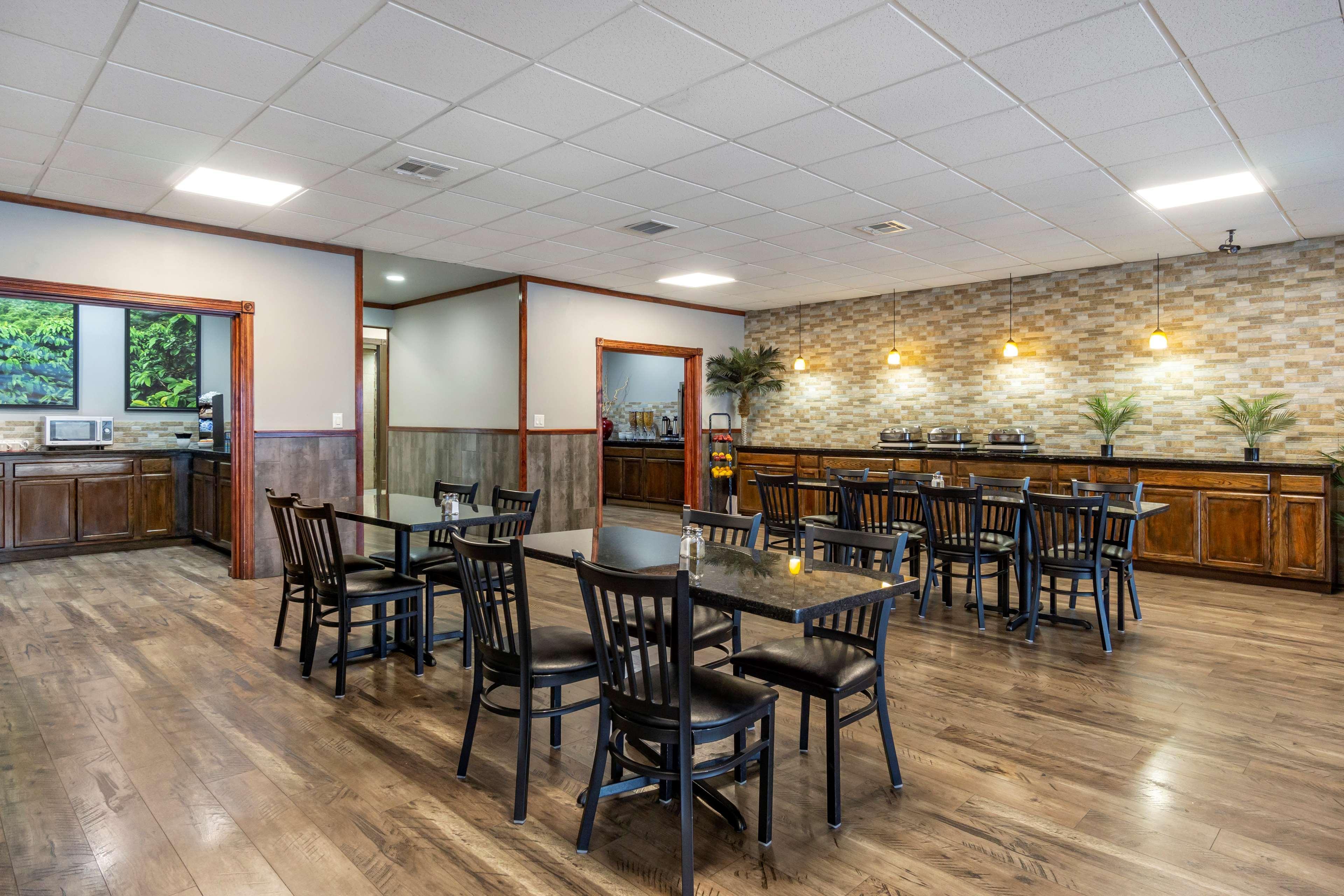 Best Western Plus Lake Front Hotel Moses Lake Exterior photo