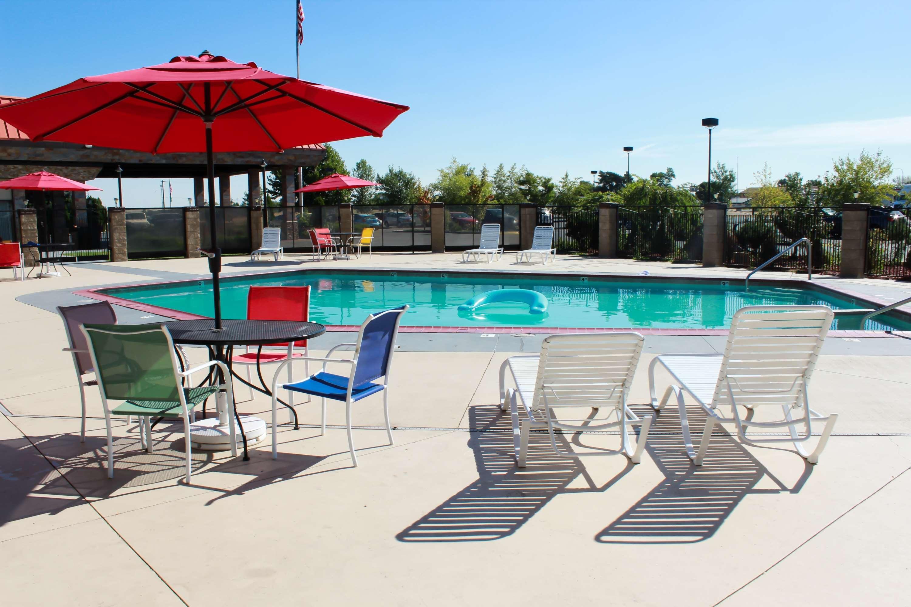 Best Western Plus Lake Front Hotel Moses Lake Exterior photo