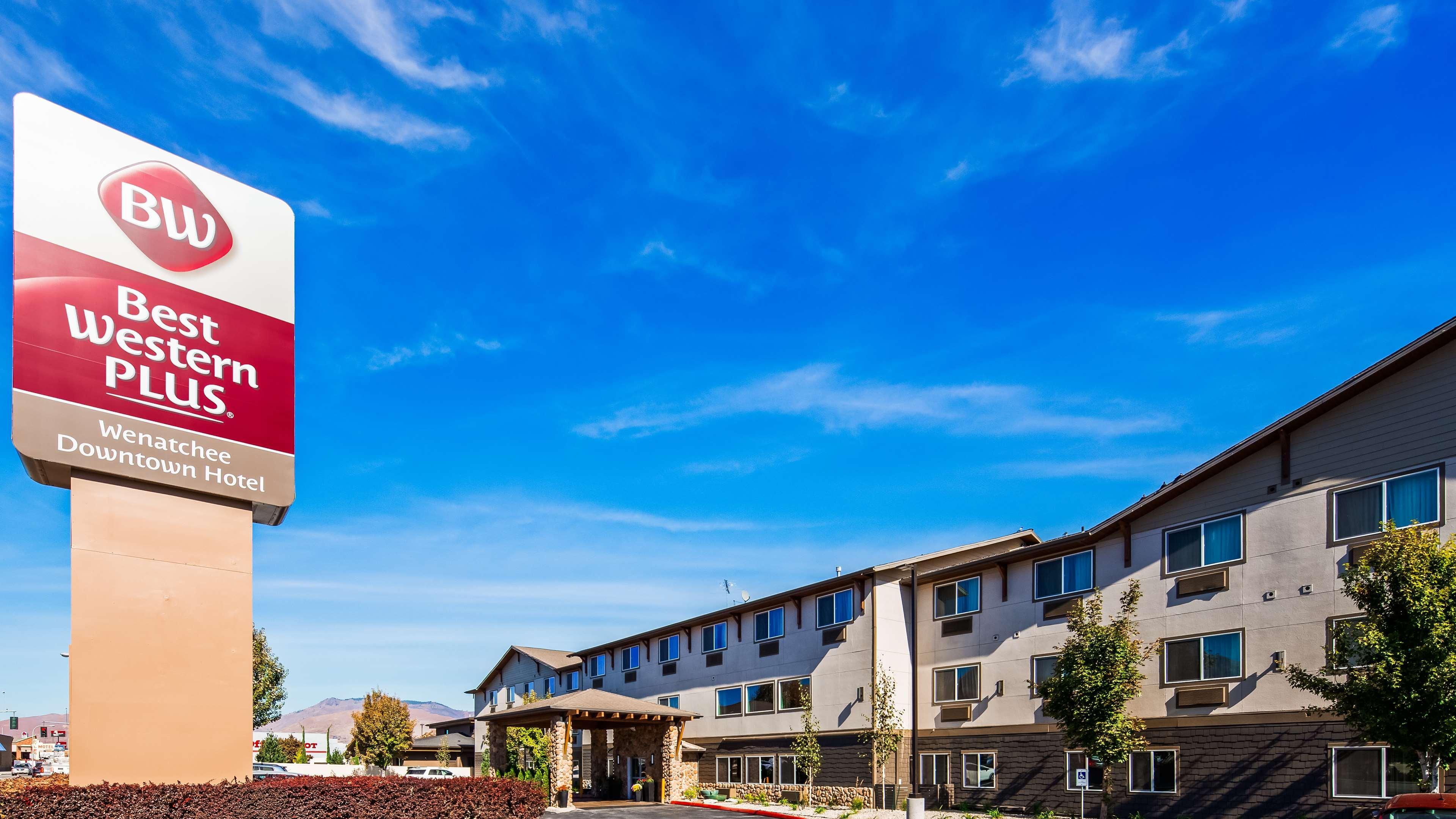 Best Western Plus Lake Front Hotel Moses Lake Exterior photo