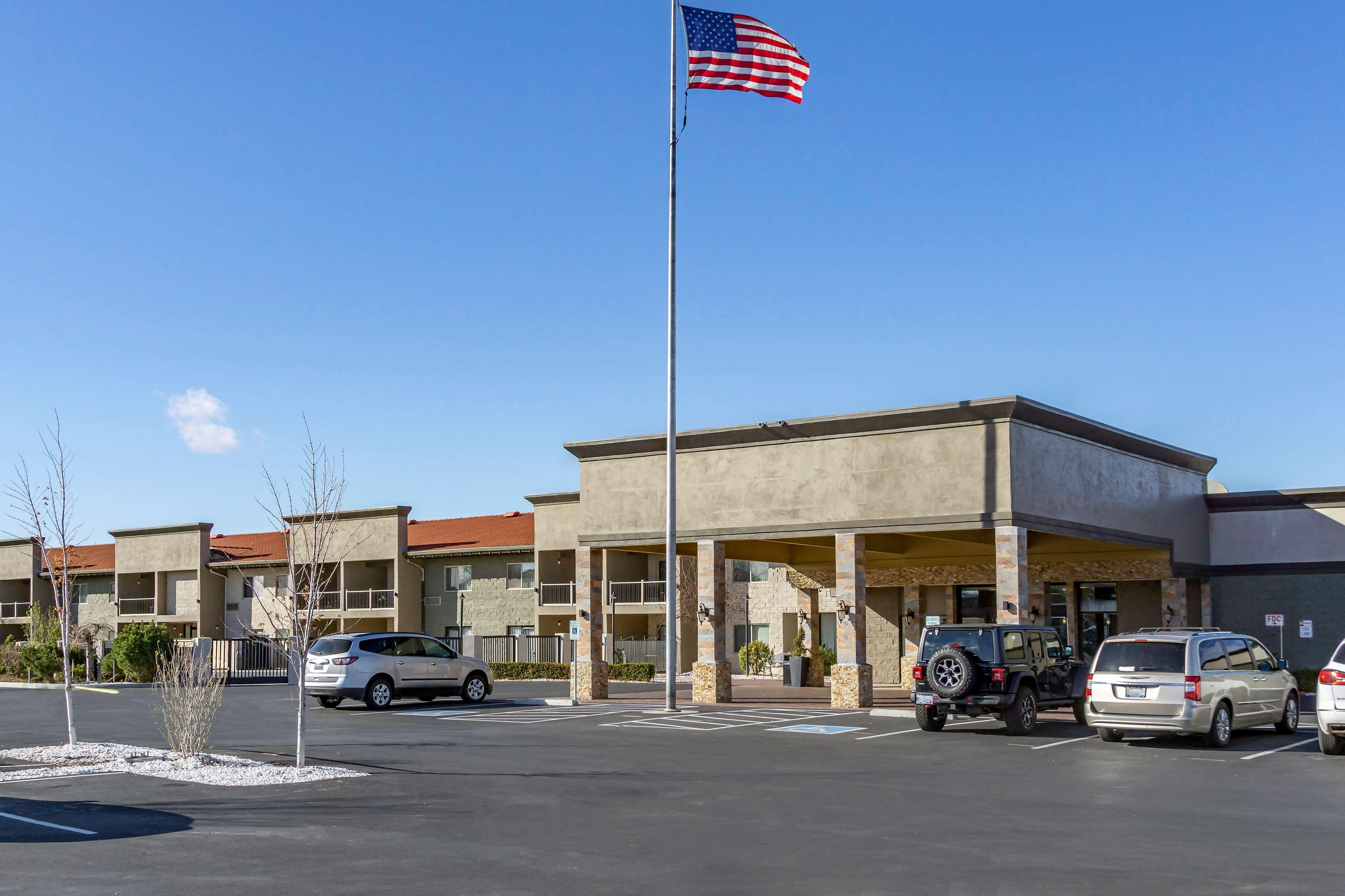 Best Western Plus Lake Front Hotel Moses Lake Exterior photo