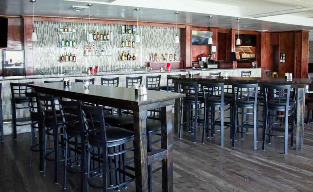Best Western Plus Lake Front Hotel Moses Lake Exterior photo