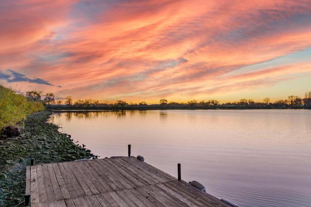 Best Western Plus Lake Front Hotel Moses Lake Exterior photo