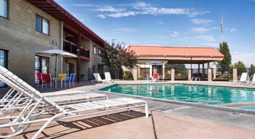 Best Western Plus Lake Front Hotel Moses Lake Exterior photo